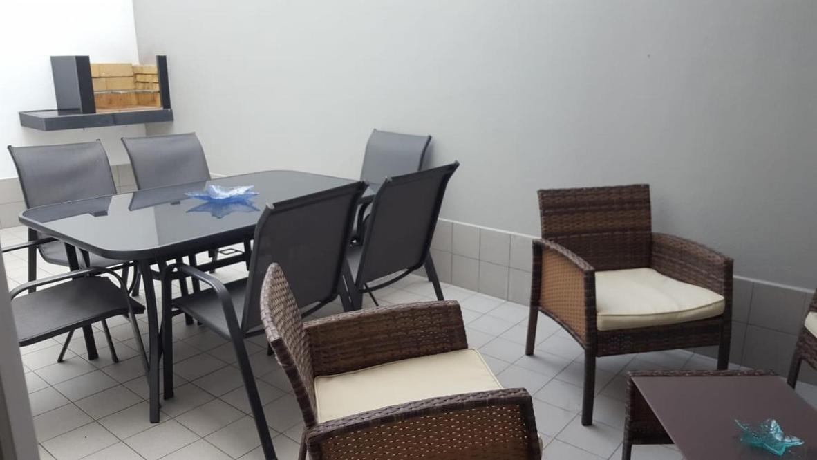 Apartamentos กอร์คูบิญอน ภายนอก รูปภาพ