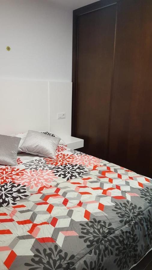 Apartamentos กอร์คูบิญอน ภายนอก รูปภาพ